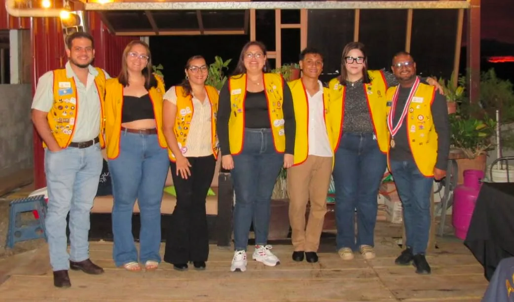 Junta directiva del Club Activo 20-30 de Tilarán